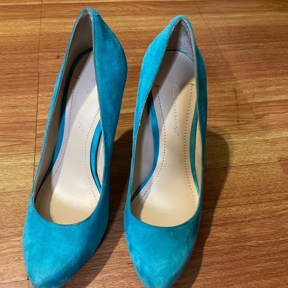 BCBG Blue Heels Size 7